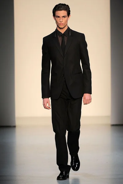 Look 5
